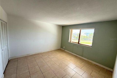 Condominio en venta en Sarasota, Florida, 2 dormitorios, 75.81 m2 № 1914841 - foto 8