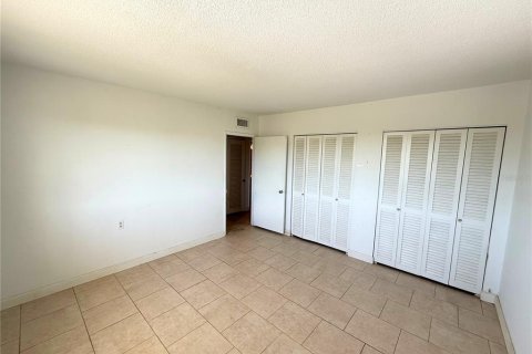 Condominio en venta en Sarasota, Florida, 2 dormitorios, 75.81 m2 № 1914841 - foto 7