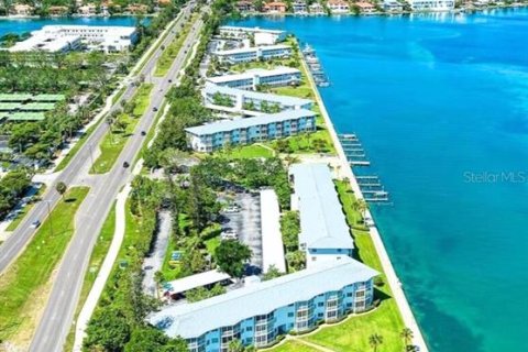 Condominio en venta en Sarasota, Florida, 2 dormitorios, 75.81 m2 № 1914841 - foto 24