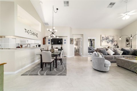 Villa ou maison à vendre à Ocala, Floride: 3 chambres, 148.09 m2 № 2148532 - photo 9