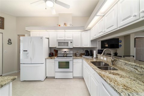Villa ou maison à vendre à Ocala, Floride: 3 chambres, 148.09 m2 № 2148532 - photo 13