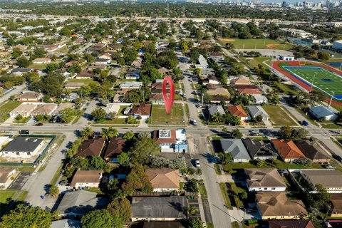 Land in Fort Lauderdale, Florida № 1994765 - photo 5