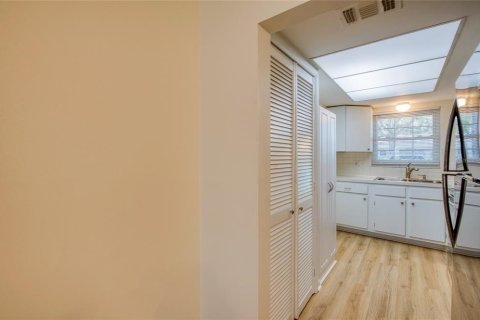 Copropriété à vendre à Seminole, Floride: 1 chambre, 91.51 m2 № 2149009 - photo 19