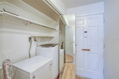 Copropriété à vendre à Seminole, Floride: 1 chambre, 91.51 m2 № 2149009 - photo 25