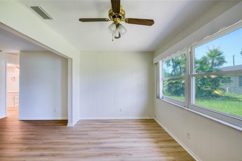 Copropriété à vendre à Seminole, Floride: 1 chambre, 91.51 m2 № 2149009 - photo 12
