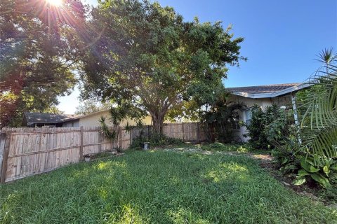 Снять в аренду виллу или дом в Данедин, Флорида 3 комнаты, 137.5м2, № 1821370 - фото 28