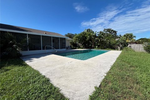 Снять в аренду виллу или дом в Данедин, Флорида 3 комнаты, 137.5м2, № 1821370 - фото 25