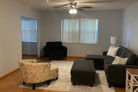 Снять в аренду виллу или дом в Данедин, Флорида 3 комнаты, 137.5м2, № 1821370 - фото 2