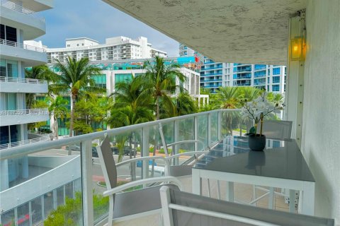 Condominio en venta en Miami Beach, Florida, 3 dormitorios, 129.13 m2 № 2036395 - foto 10
