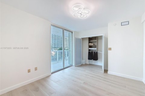 Condominio en venta en Miami Beach, Florida, 3 dormitorios, 129.13 m2 № 2036395 - foto 29