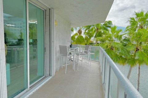 Condominio en venta en Miami Beach, Florida, 3 dormitorios, 129.13 m2 № 2036395 - foto 8
