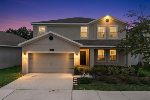 Villa ou maison à vendre à Kissimmee, Floride: 5 chambres, 319.4 m2 № 2215448 - photo 2