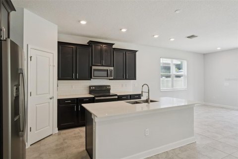 Villa ou maison à vendre à Kissimmee, Floride: 5 chambres, 319.4 m2 № 2215448 - photo 9