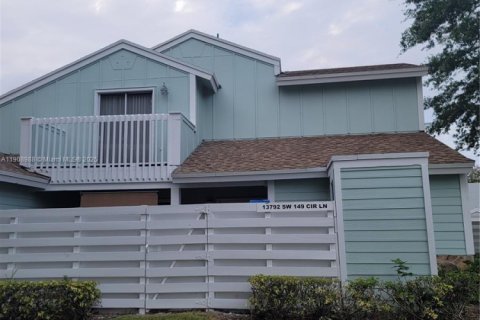 Touwnhouse à louer à Miami, Floride: 2 chambres, 106 m2 № 1964395 - photo 3