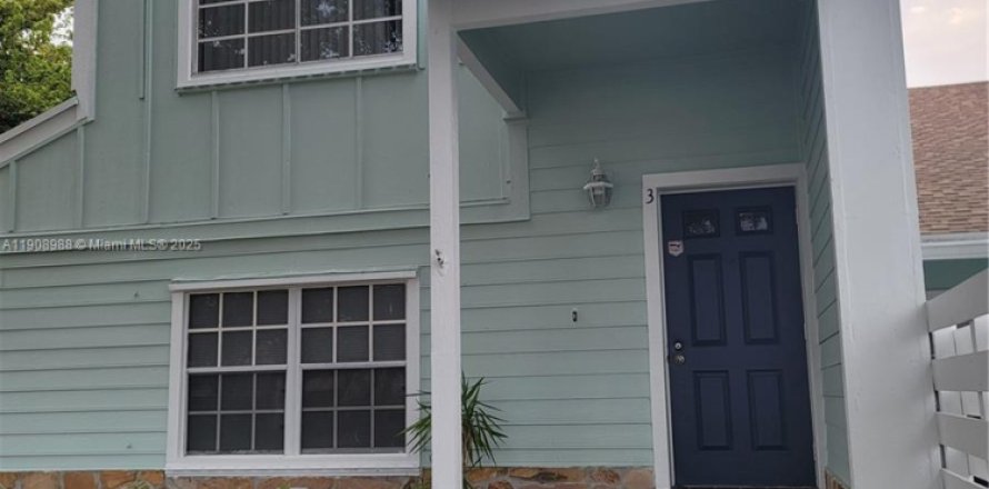 Touwnhouse à Miami, Floride 2 chambres, 106 m2 № 1964395