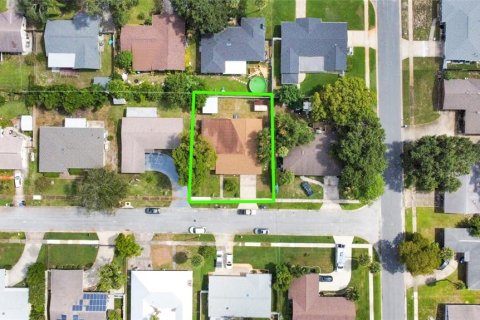 House in Titusville, Florida 4 bedrooms, 150.87 sq.m. № 1869001 - photo 29