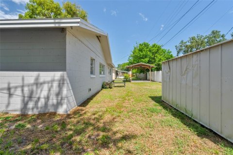 House in Titusville, Florida 4 bedrooms, 150.87 sq.m. № 1869001 - photo 25