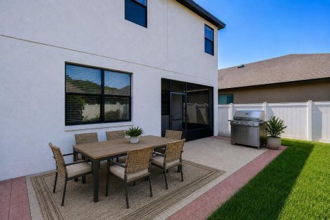 Villa ou maison à vendre à Brandon, Floride: 5 chambres, 306.11 m2 № 2228463 - photo 8