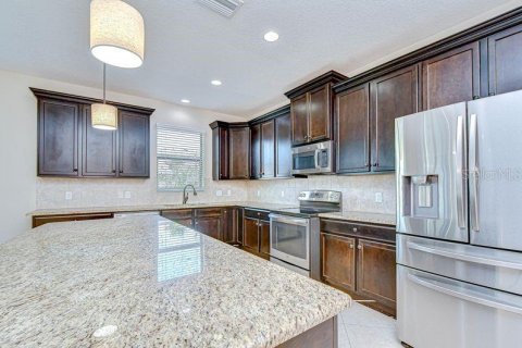 Villa ou maison à vendre à Brandon, Floride: 5 chambres, 306.11 m2 № 2228463 - photo 21