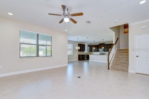 Villa ou maison à vendre à Brandon, Floride: 5 chambres, 306.11 m2 № 2228463 - photo 19