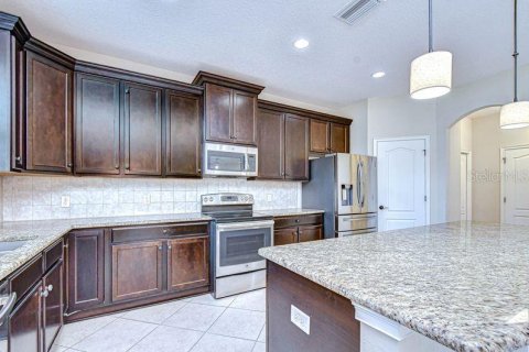Villa ou maison à vendre à Brandon, Floride: 5 chambres, 306.11 m2 № 2228463 - photo 20