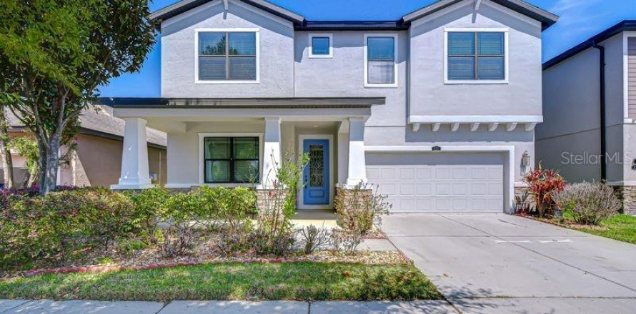 Villa ou maison à Brandon, Floride 5 chambres, 306.11 m2 № 2228463