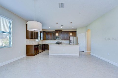 Villa ou maison à vendre à Brandon, Floride: 5 chambres, 306.11 m2 № 2228463 - photo 15
