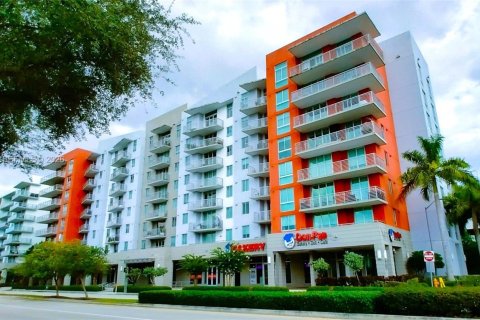 Condominio en Doral, Florida, 3 dormitorios  № 2017607