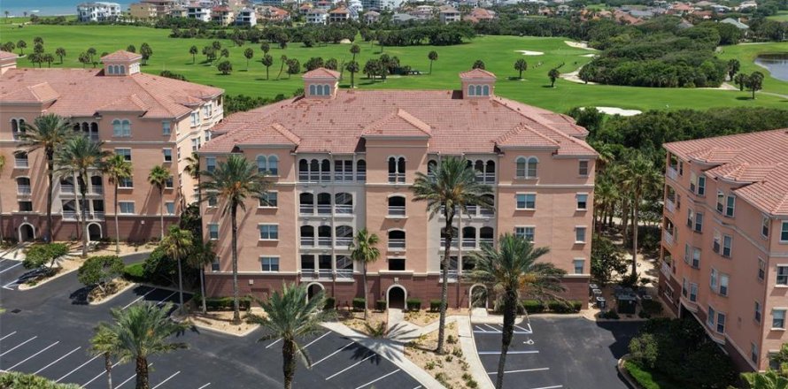 Condo à Palm Coast, Floride, 3 chambres  № 2407029