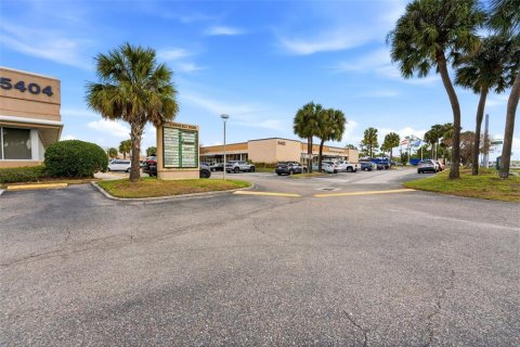 Commercial property in Tampa, Florida 100.33 sq.m. № 2134699 - photo 21