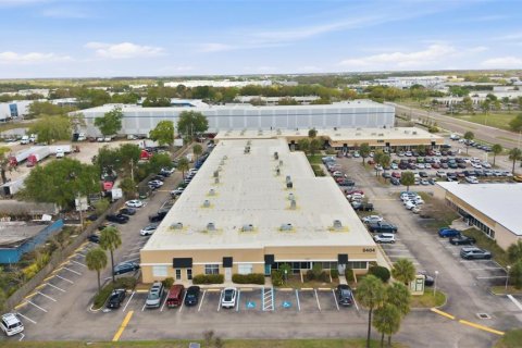 Commercial property in Tampa, Florida 100.33 sq.m. № 2134699 - photo 25