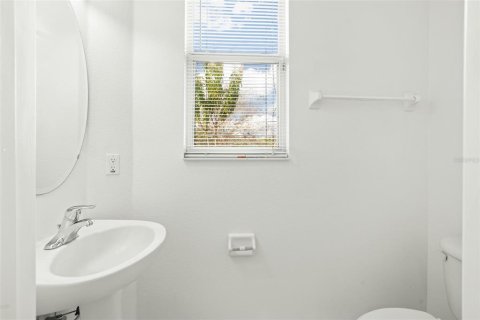 Casa en alquiler en Orlando, Florida, 4 dormitorios, 234.39 m2 № 1795083 - foto 19