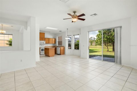 Casa en alquiler en Orlando, Florida, 4 dormitorios, 234.39 m2 № 1795083 - foto 16