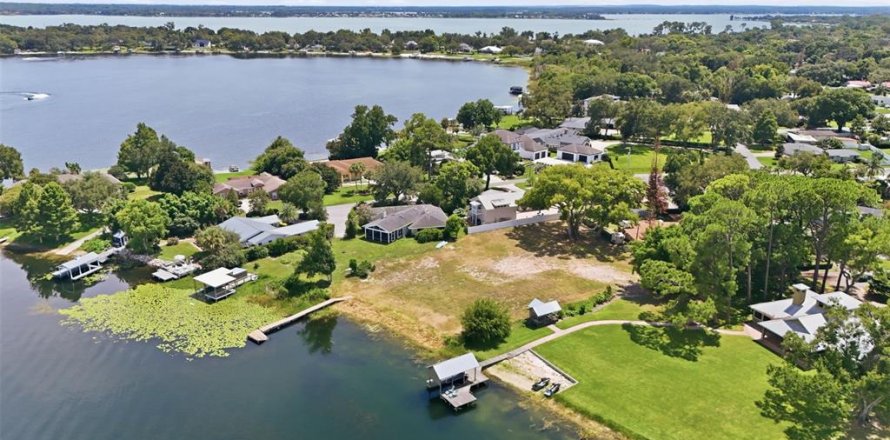 Terrain à Mount Dora, Floride № 2302950