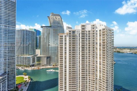 Снять в аренду кондоминиум в Майами, Флорида 3 спальни, 139.35м2, № 1958620 - фото 10