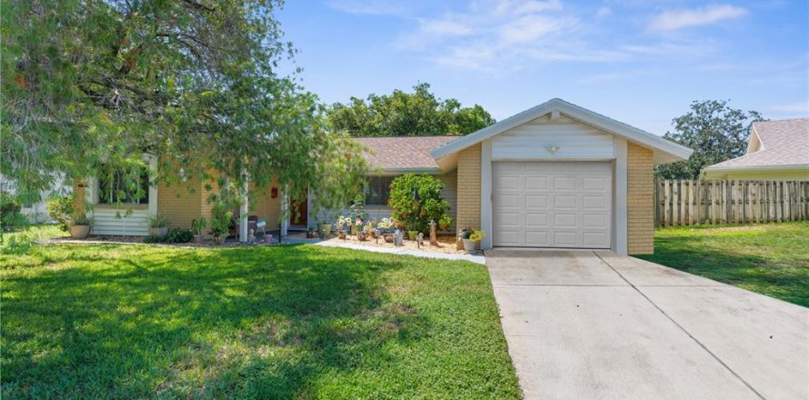 Casa en Hudson, Florida 2 dormitorios, 123.93 m2 № 1900954