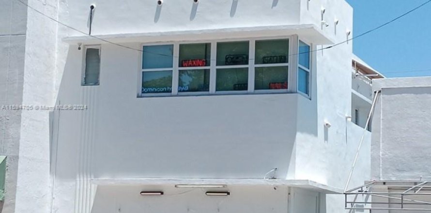 Tienda en Miami Beach, Florida № 1187656
