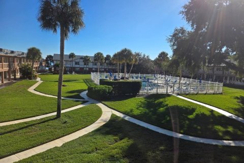 Copropriété à louer à Saint Petersburg, Floride: 1 chambre, 59.46 m2 № 2103461 - photo 2