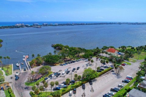 Appartement à louer à Lake Worth, Floride: 3 chambres, 115.94 m2 № 2270175 - photo 9