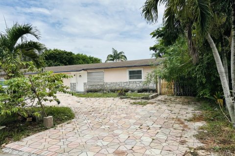 Appartement à louer à Lake Worth, Floride: 3 chambres, 115.94 m2 № 2270175 - photo 6