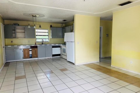 Appartement à louer à Lake Worth, Floride: 3 chambres, 115.94 m2 № 2270175 - photo 2