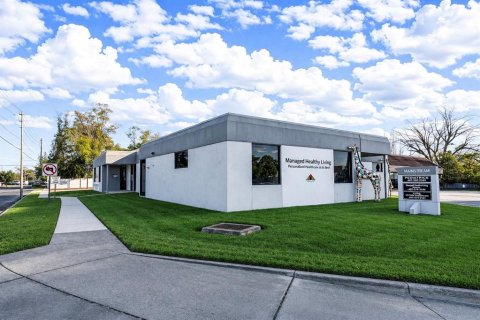 Commercial property in Orlando, Florida 381.83 sq.m. № 2222493 - photo 2