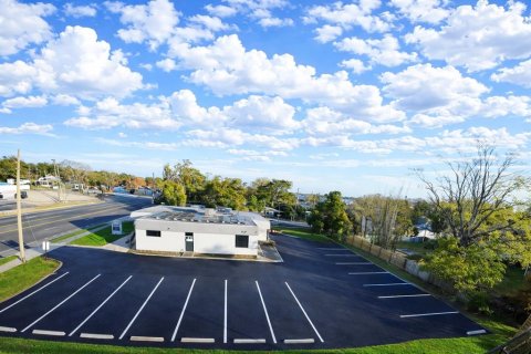 Commercial property in Orlando, Florida 381.83 sq.m. № 2222493 - photo 9