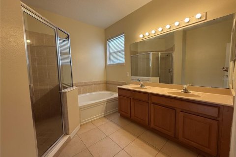 Casa en venta en Kissimmee, Florida, 4 dormitorios, 247.86 m2 № 2233081 - foto 17