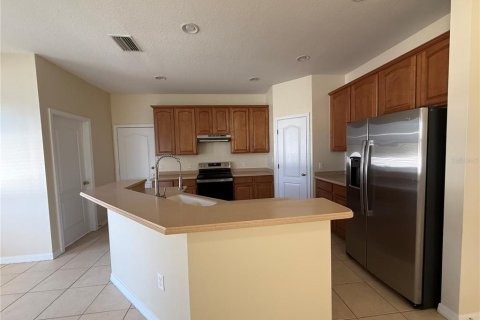 Casa en venta en Kissimmee, Florida, 4 dormitorios, 247.86 m2 № 2233081 - foto 12