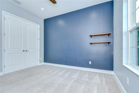 House in Riverview, Florida 5 bedrooms, 409.79 sq.m. № 1904829 - photo 24