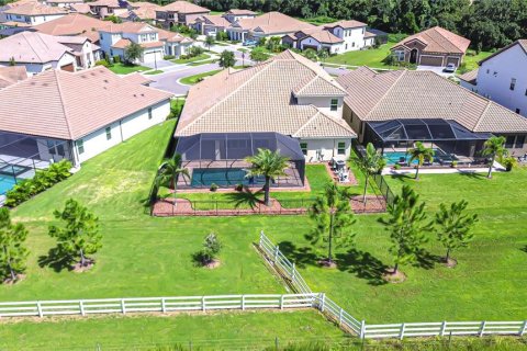 Casa en venta en Riverview, Florida, 5 dormitorios, 409.79 m2 № 1904829 - foto 3