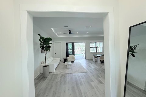 House in Port Charlotte, Florida 3 bedrooms, 178.56 sq.m. № 1651810 - photo 5