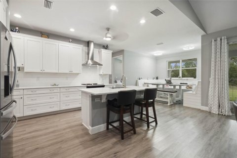House in Winter Garden, Florida 4 bedrooms, 235.51 sq.m. № 1341805 - photo 9