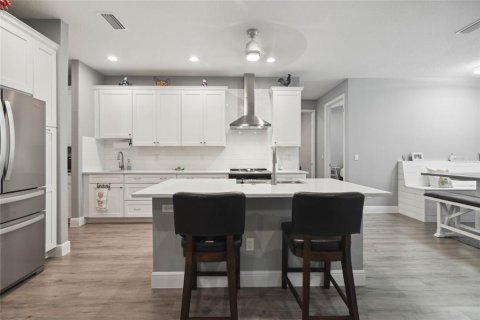 House in Winter Garden, Florida 4 bedrooms, 235.51 sq.m. № 1341805 - photo 11